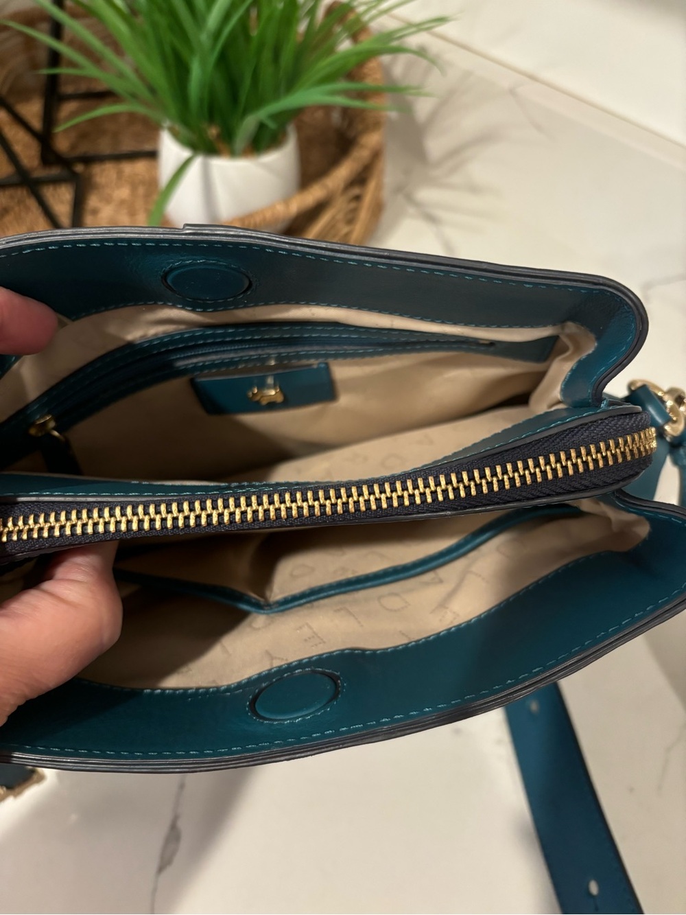 Radley London Dukes Place Crossbody Blue Leather Adjustable Strap with Dustcover - Picture 9 of 15